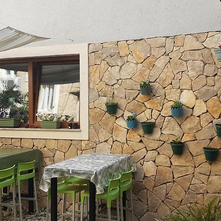 Hostel Mare Šibenik Esterno foto