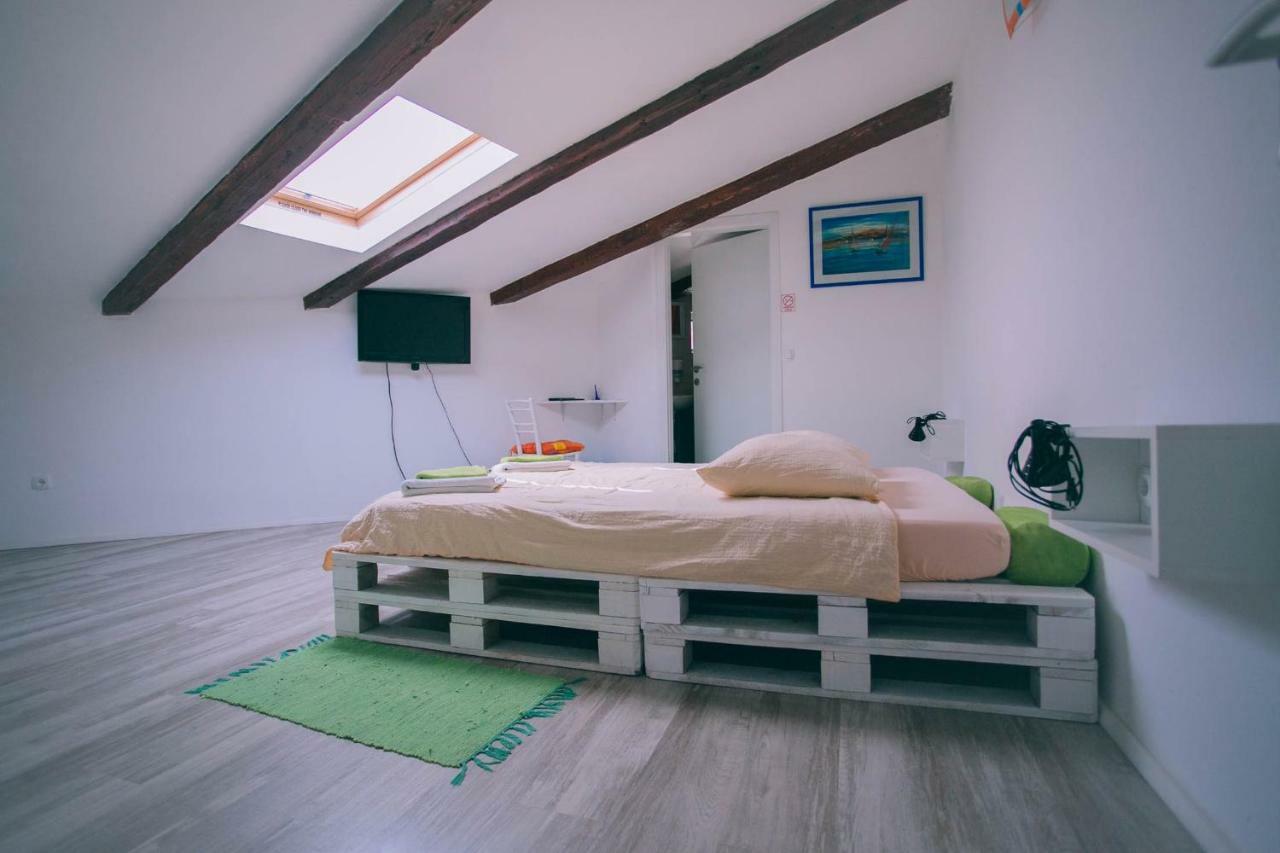 Hostel Mare Šibenik Esterno foto