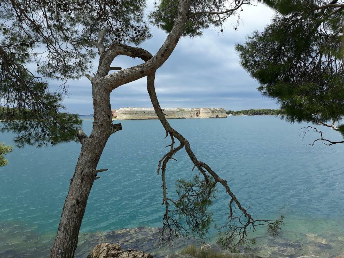 Hostel Mare Šibenik Esterno foto